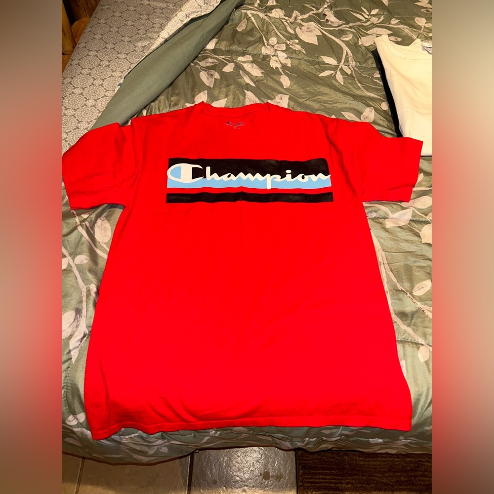Champion tee shirt